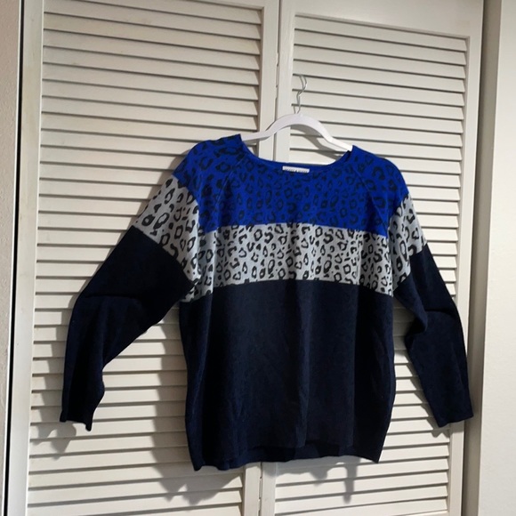 SCOTT & SCOTT LONDON LEOPARD CASHMERE SWEATER - Picture 2 of 8